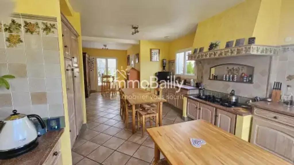 Achat maison à vendre 4 chambres 154 m² - Léognan