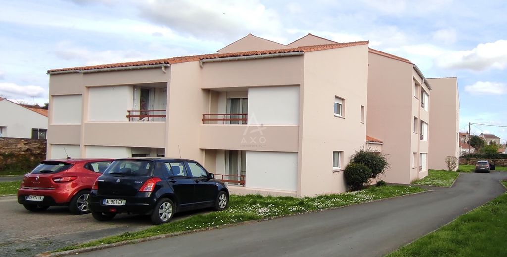 Achat maison à vendre 1 chambre 54 m² - Luçon