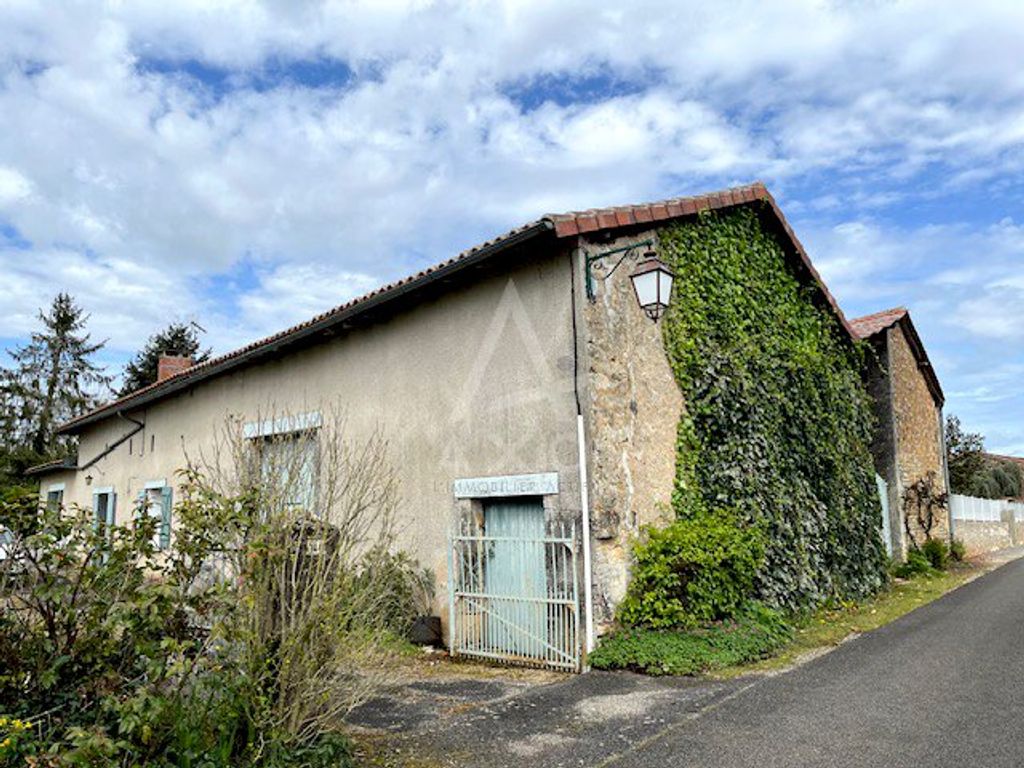 Achat maison à vendre 3 chambres 133 m² - Angoulême