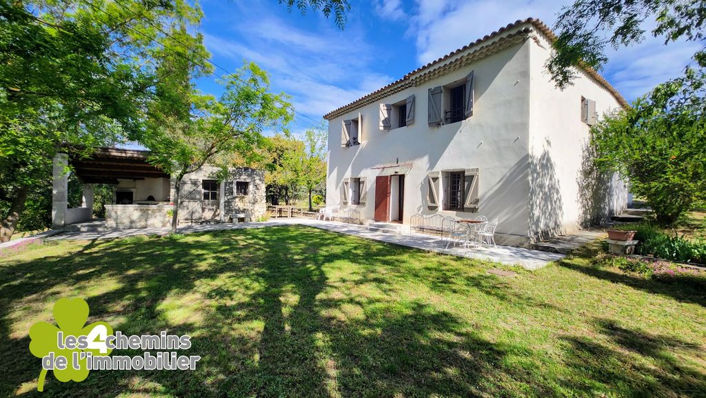 Achat maison à vendre 4 chambres 200 m² - Aix-en-Provence