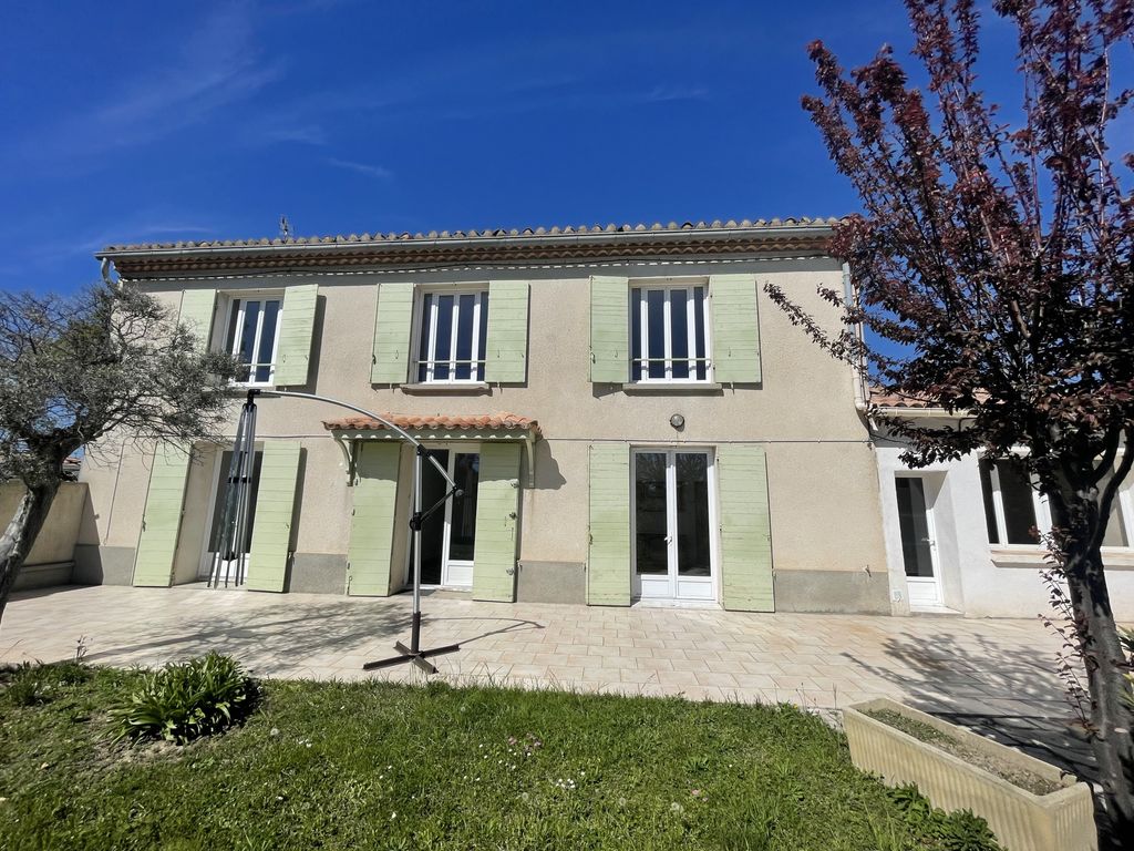 Achat maison à vendre 4 chambres 173 m² - Salon-de-Provence