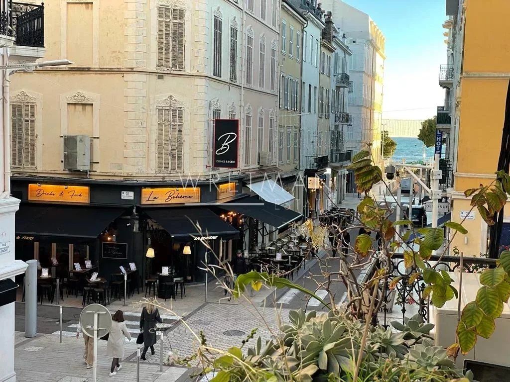 Achat appartement à vendre 3 pièces 87 m² - Cannes