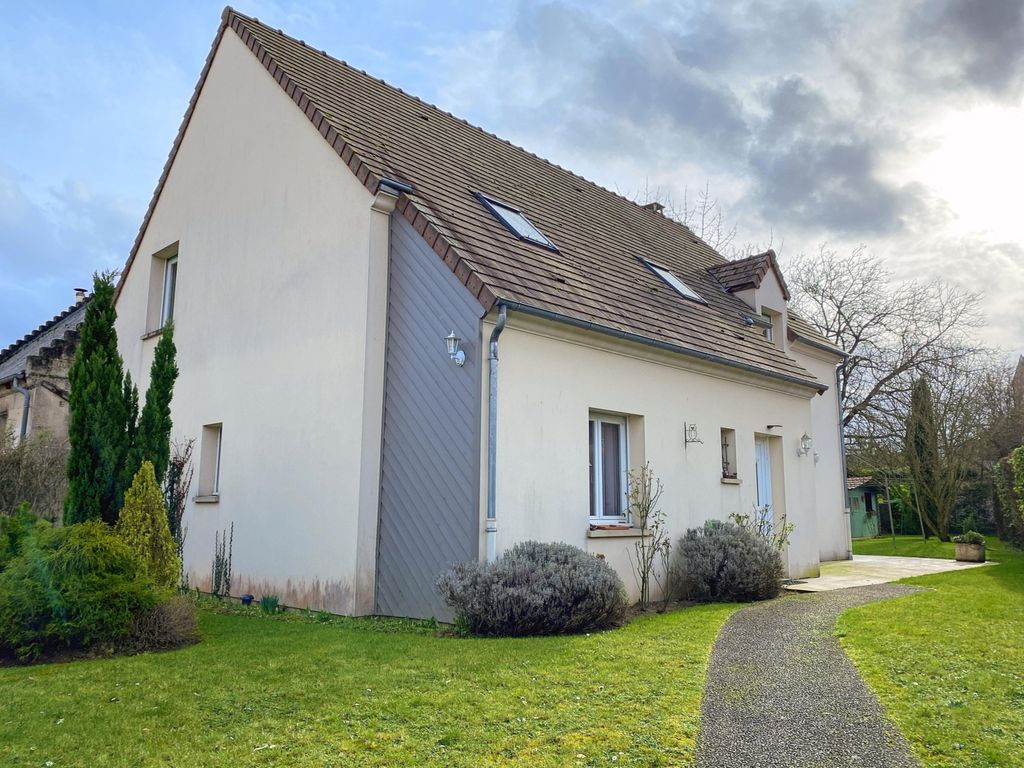 Achat maison à vendre 4 chambres 150 m² - Soissons