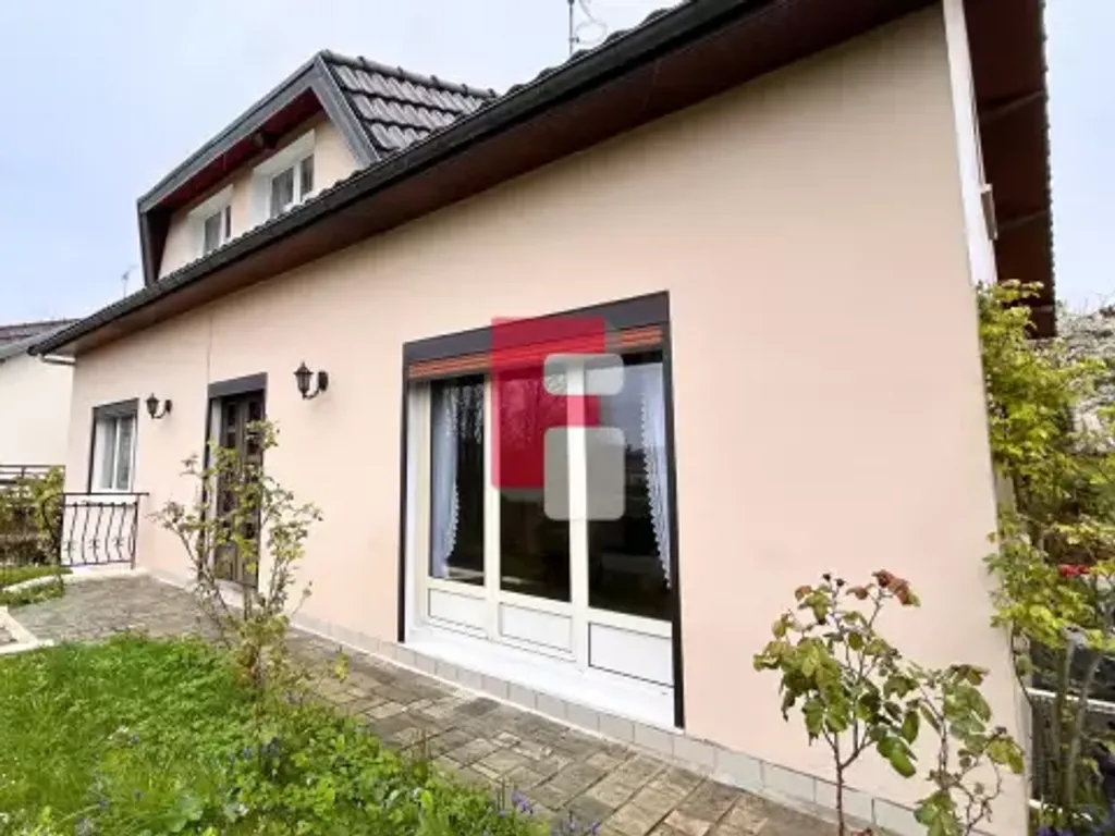 Achat maison à vendre 4 chambres 140 m² - Vendeuvre-sur-Barse
