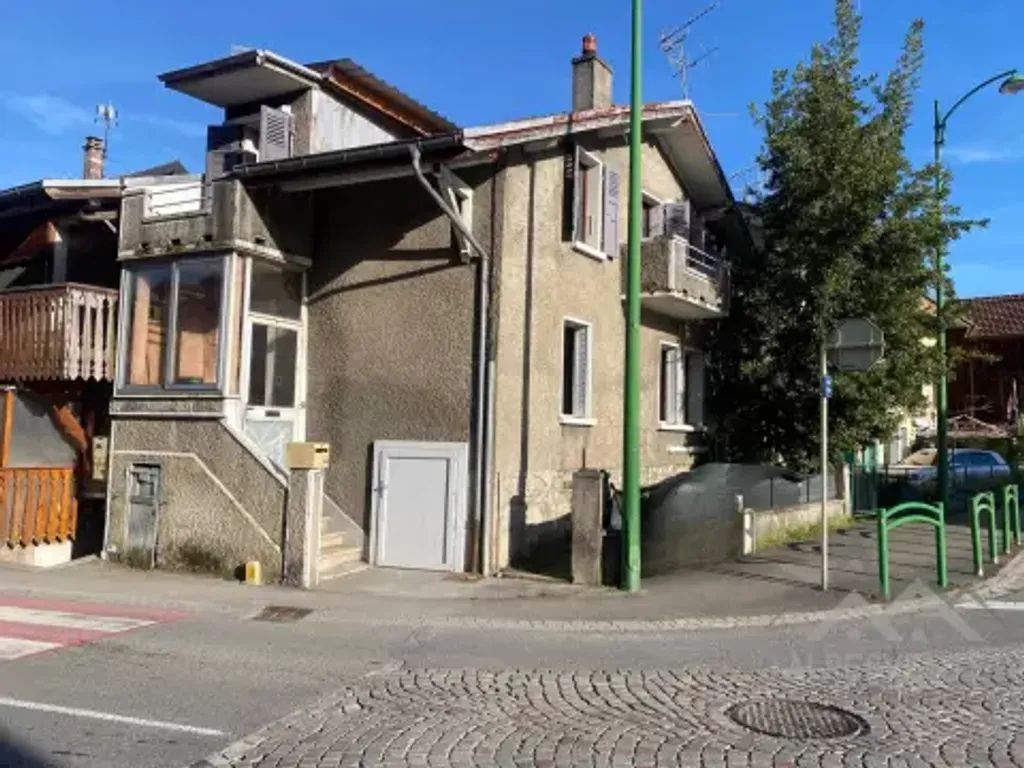 Achat maison à vendre 2 chambres 79 m² - Thonon-les-Bains