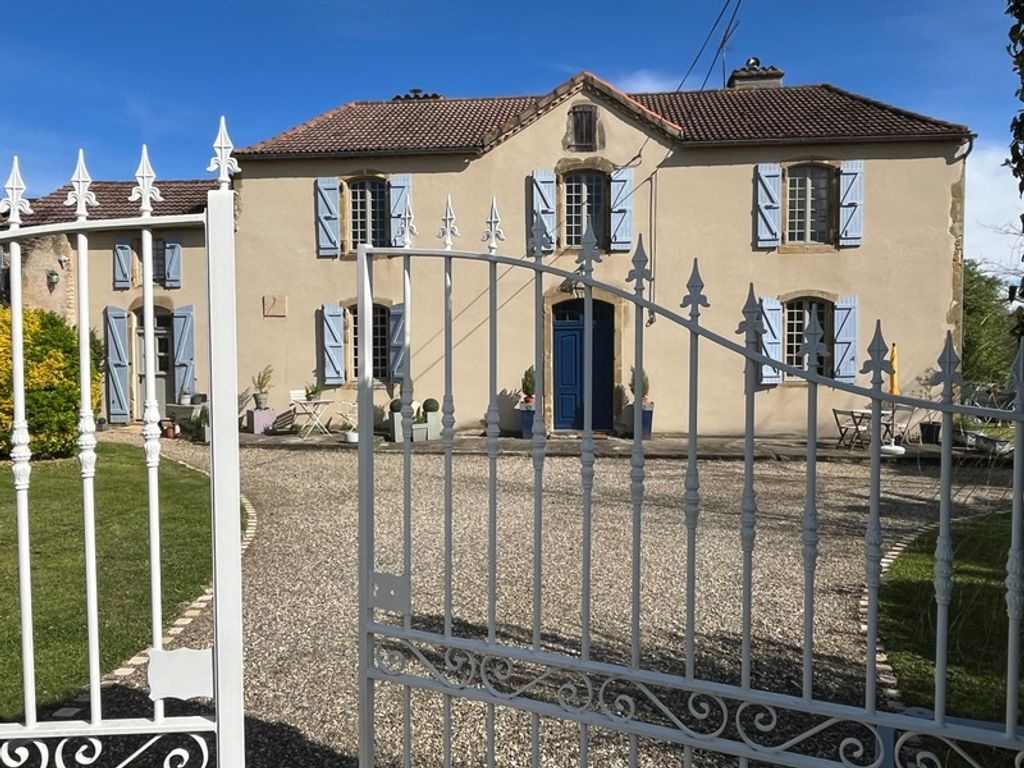 Achat maison à vendre 5 chambres 320 m² - Madiran