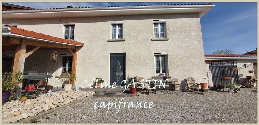 Achat maison à vendre 6 chambres 252 m² - La Côte-Saint-André