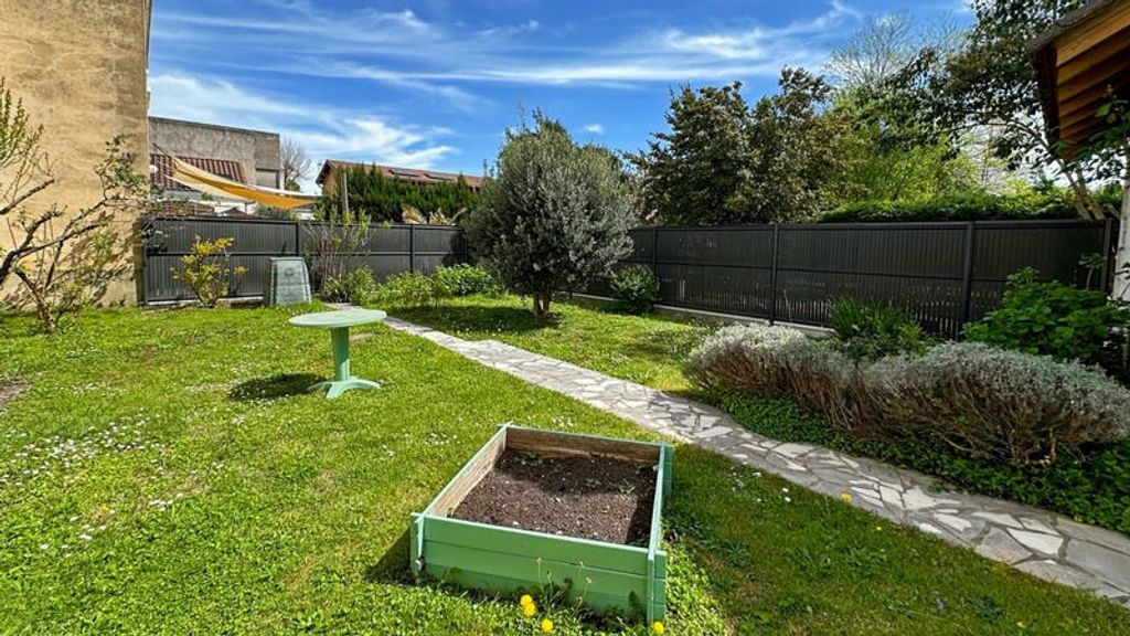 Achat maison à vendre 4 chambres 129 m² - Bergerac