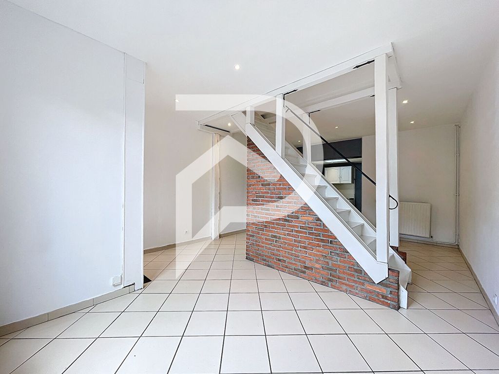Achat maison à vendre 2 chambres 61 m² - Valenciennes