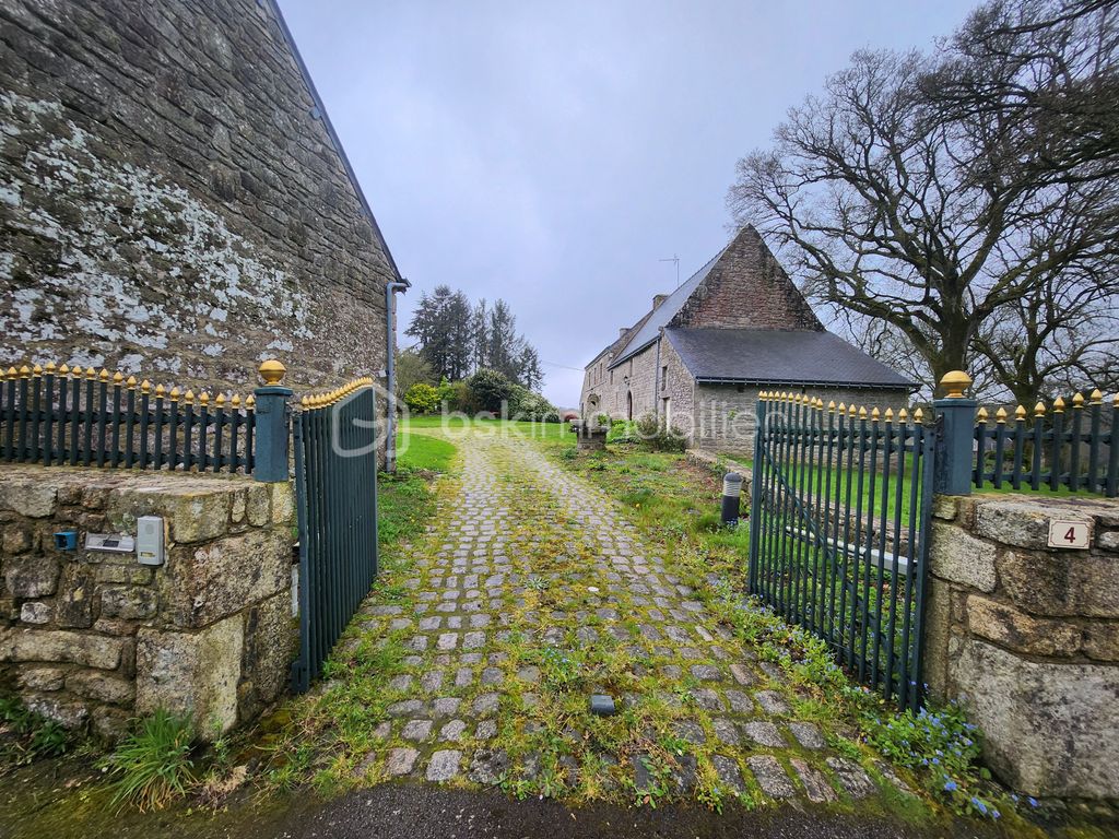 Achat maison à vendre 5 chambres 240 m² - Guern