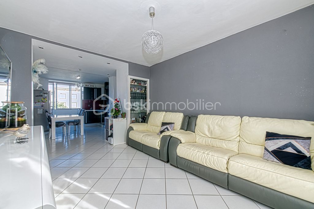 Achat appartement à vendre 3 pièces 60 m² - Saint-Martin-d'Hères