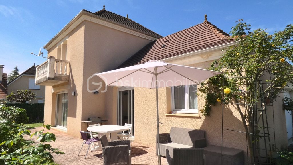 Achat maison à vendre 4 chambres 97 m² - Serres-Castet