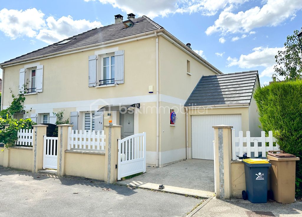 Achat maison à vendre 3 chambres 85 m² - Mennecy