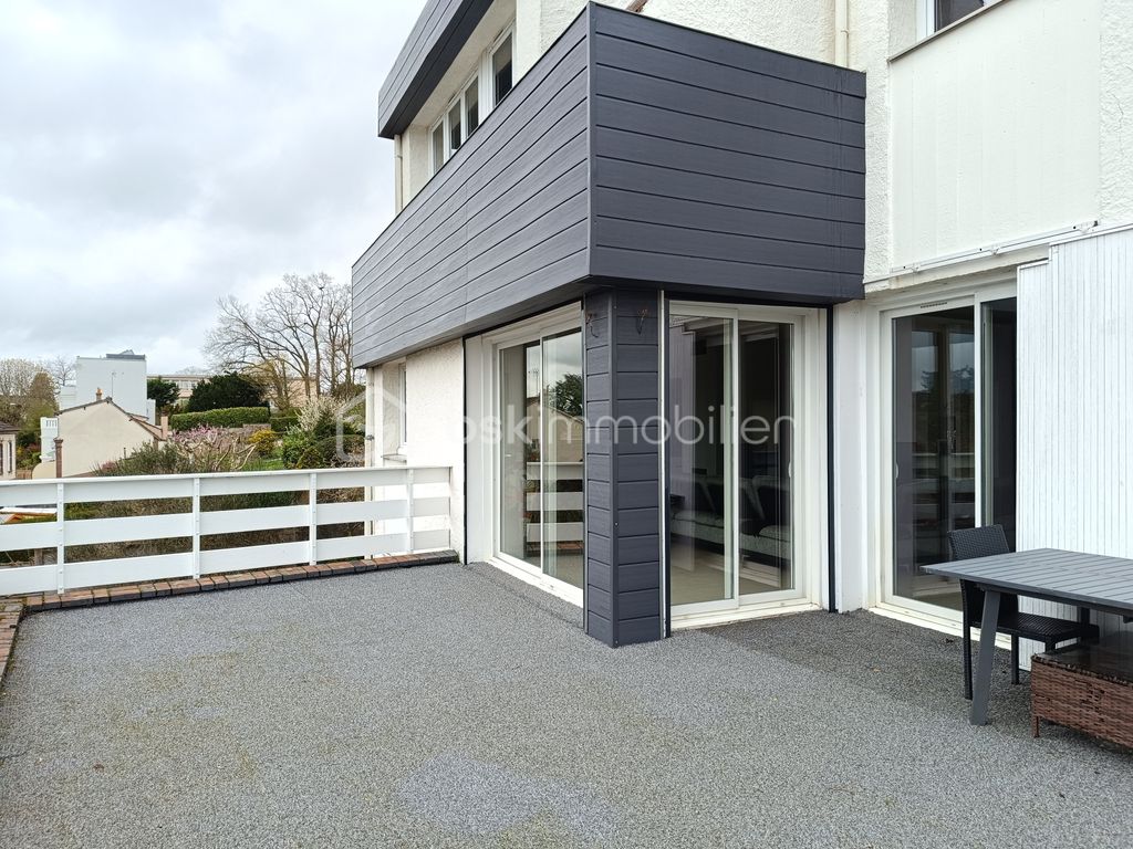 Achat maison à vendre 5 chambres 235 m² - Chartres