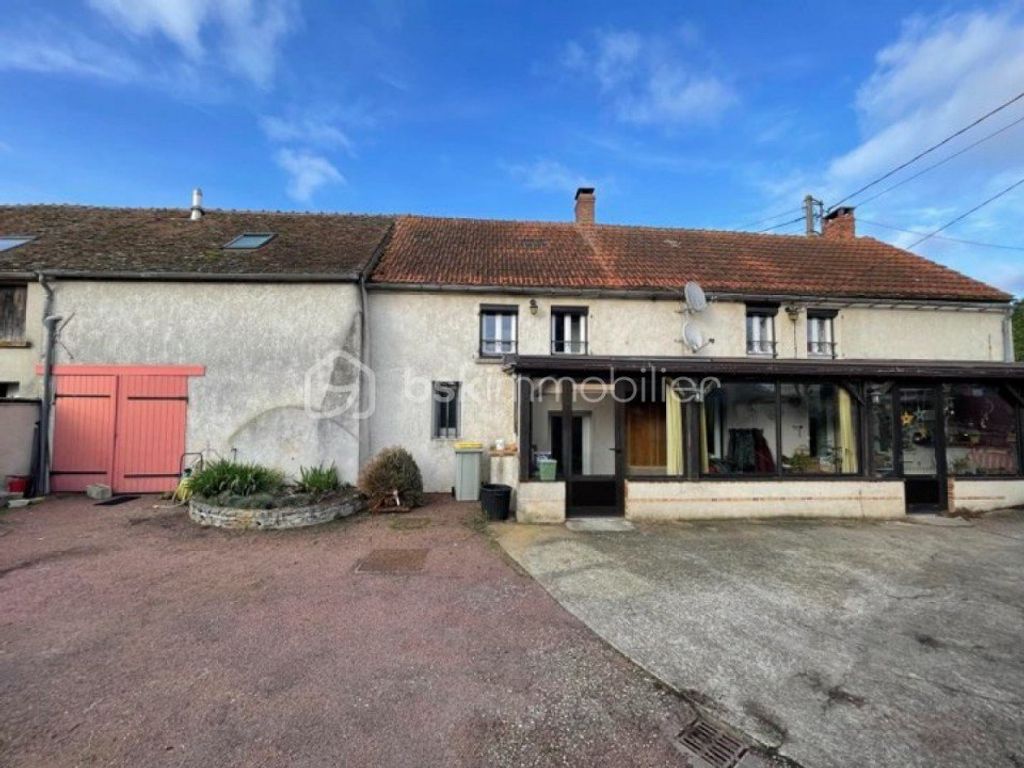 Achat maison à vendre 3 chambres 148 m² - Château-Landon