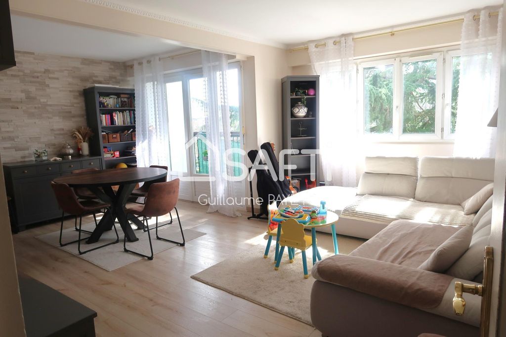 Achat appartement à vendre 5 pièces 87 m² - Chilly-Mazarin