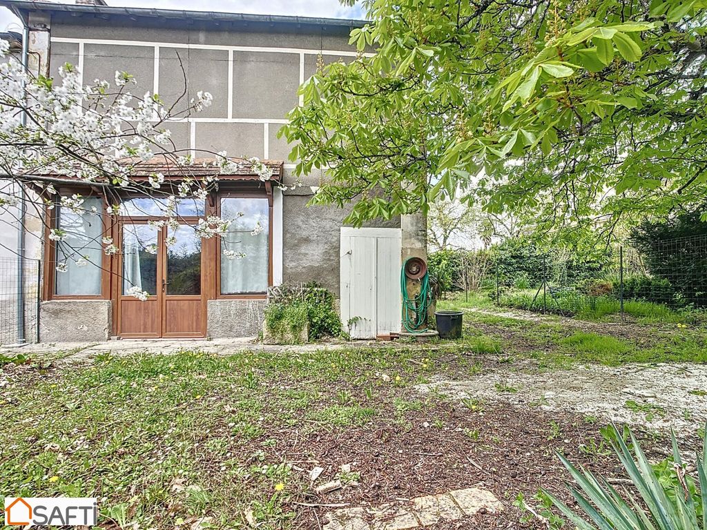 Achat maison à vendre 1 chambre 67 m² - Saint-Pierre-d'Aurillac