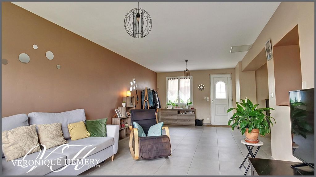 Achat maison à vendre 4 chambres 113 m² - Morannes sur Sarthe-Daumeray