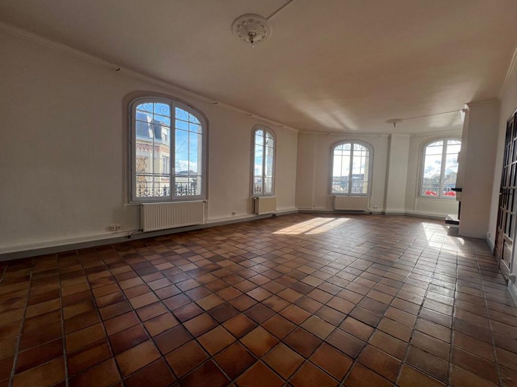 Achat appartement à vendre 2 pièces 86 m² - Soissons