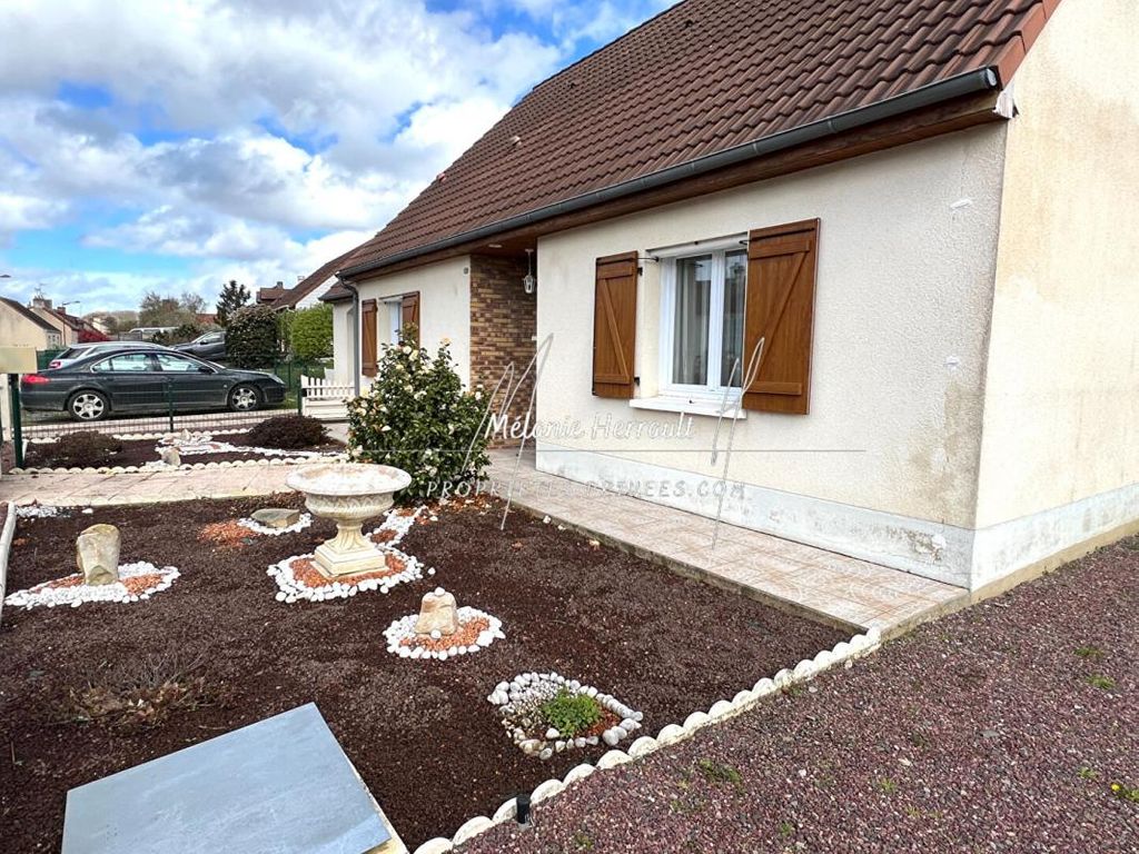 Achat maison à vendre 1 chambre 75 m² - Brette-les-Pins