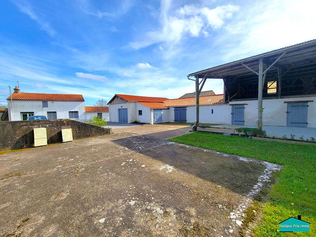 Achat maison à vendre 2 chambres 109 m² - Villeneuve-en-Retz