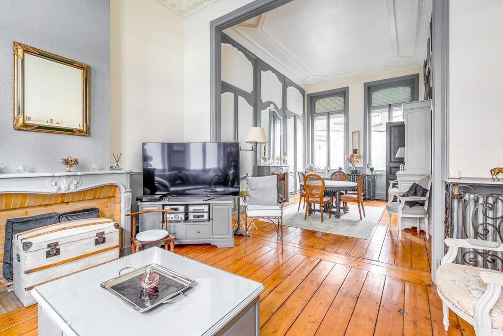 Achat maison à vendre 5 chambres 180 m² - Armentières