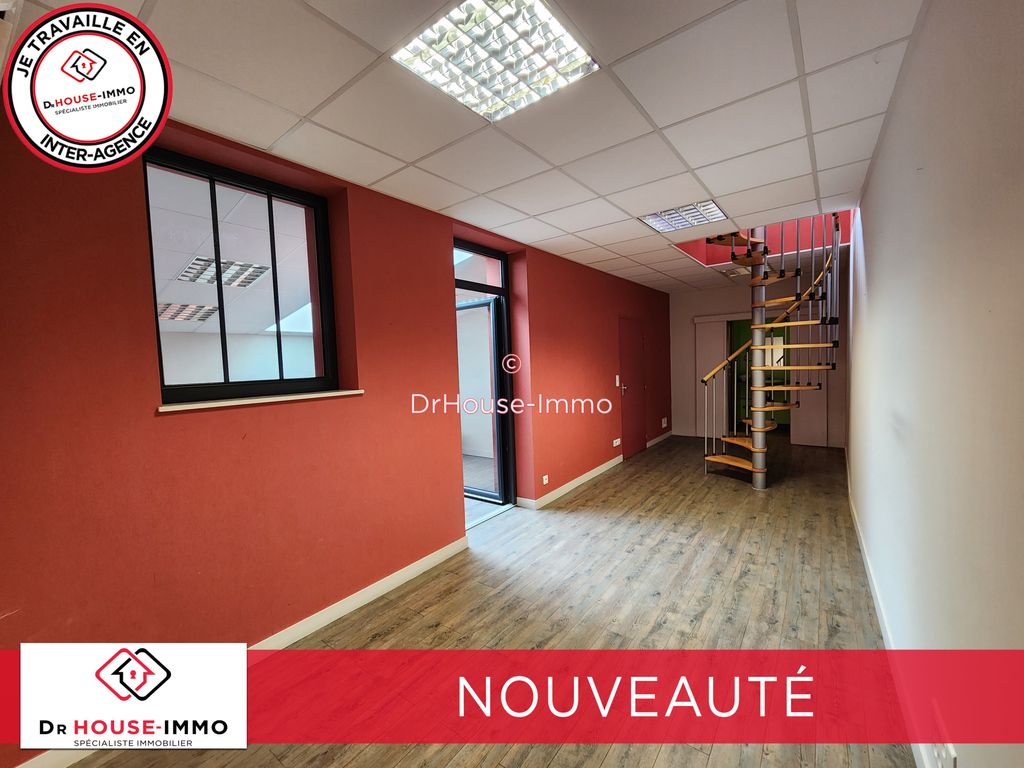 Achat maison à vendre 2 chambres 142 m² - Saint-Maixent-l'École