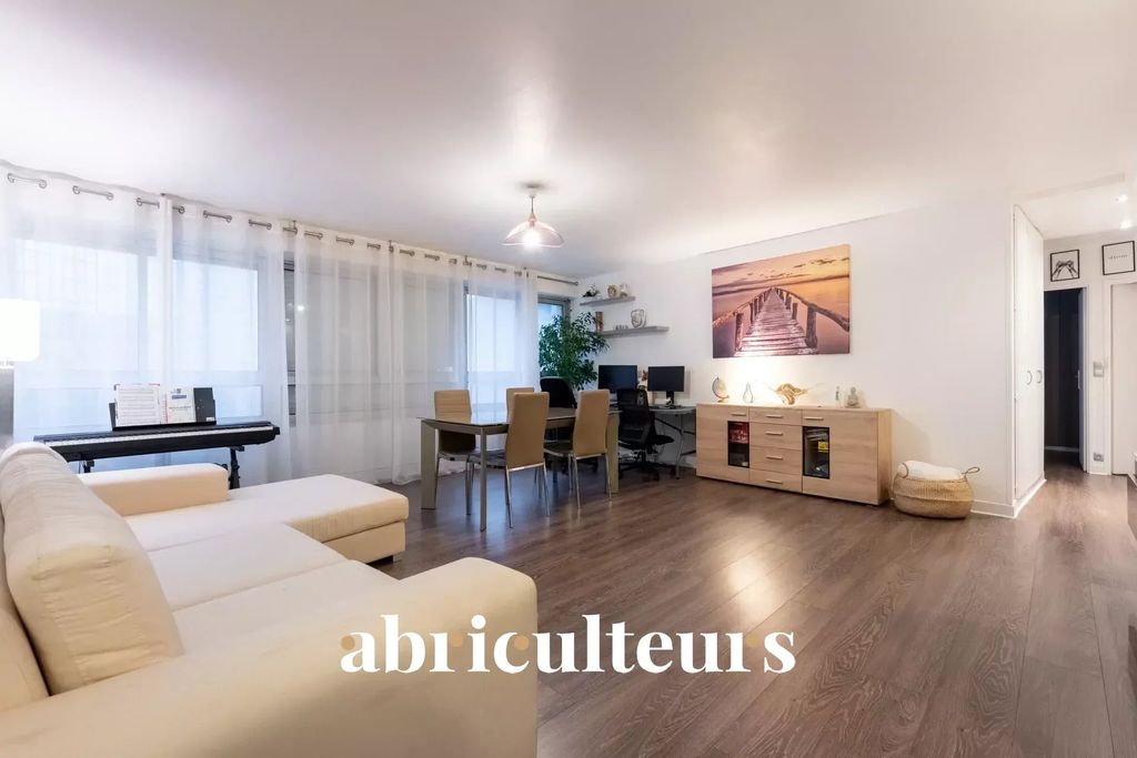 Achat appartement à vendre 3 pièces 80 m² - Courbevoie