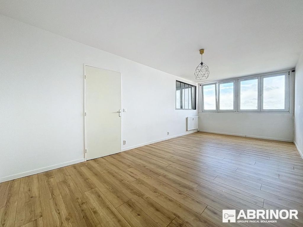 Achat appartement à vendre 2 pièces 47 m² - La Madeleine