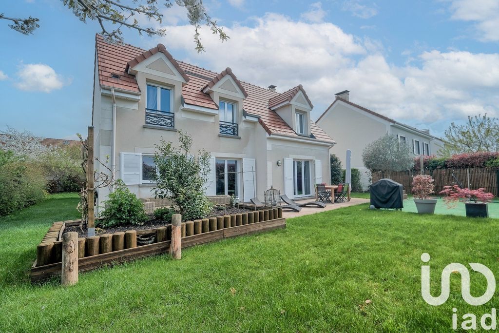 Achat maison à vendre 4 chambres 166 m² - Chanteloup-en-Brie