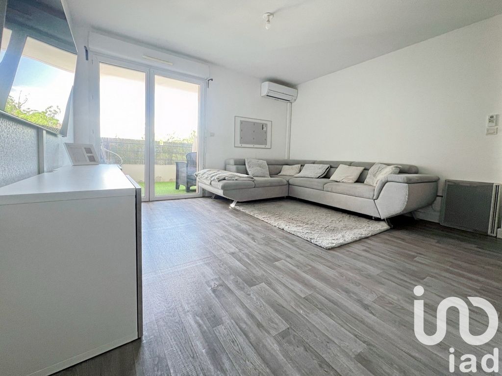 Achat appartement à vendre 2 pièces 41 m² - Saint-Martin-de-Crau