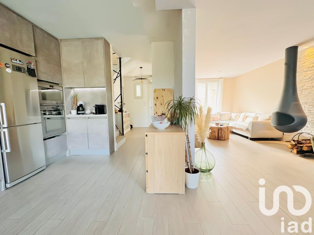 Achat maison à vendre 4 chambres 126 m² - Puget-sur-Argens