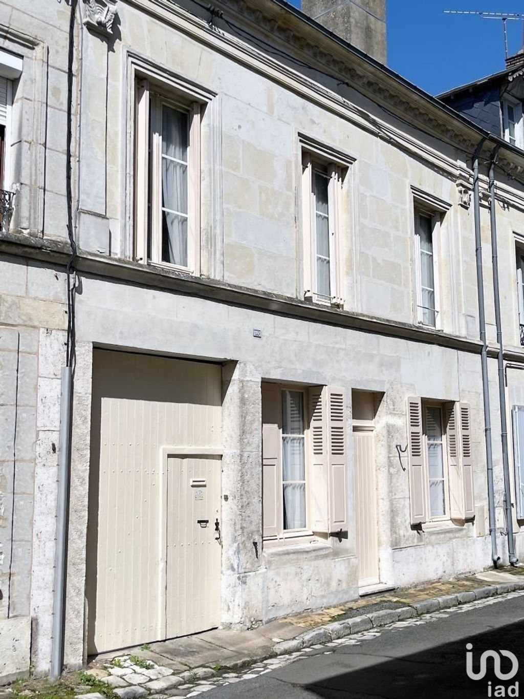 Achat maison à vendre 3 chambres 140 m² - Montoire-sur-le-Loir