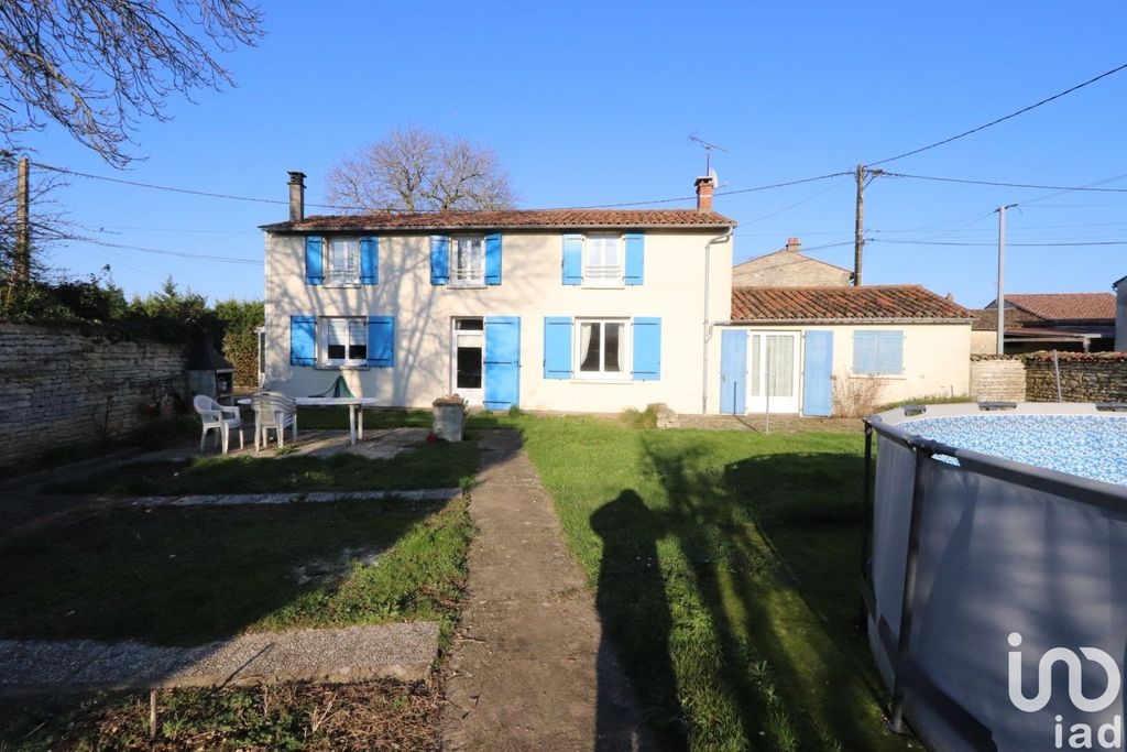 Achat maison à vendre 4 chambres 157 m² - Thorigny-sur-le-Mignon