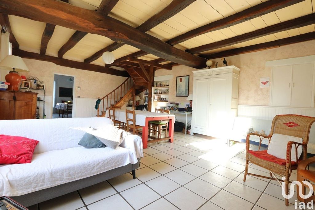 Achat maison à vendre 4 chambres 157 m² - Thorigny-sur-le-Mignon