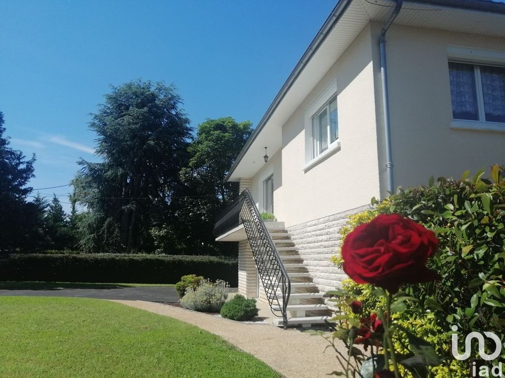 Achat maison à vendre 4 chambres 103 m² - Poitiers