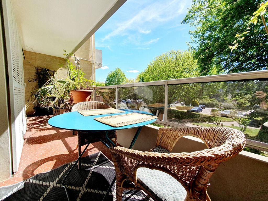Achat appartement à vendre 5 pièces 99 m² - Aix-en-Provence