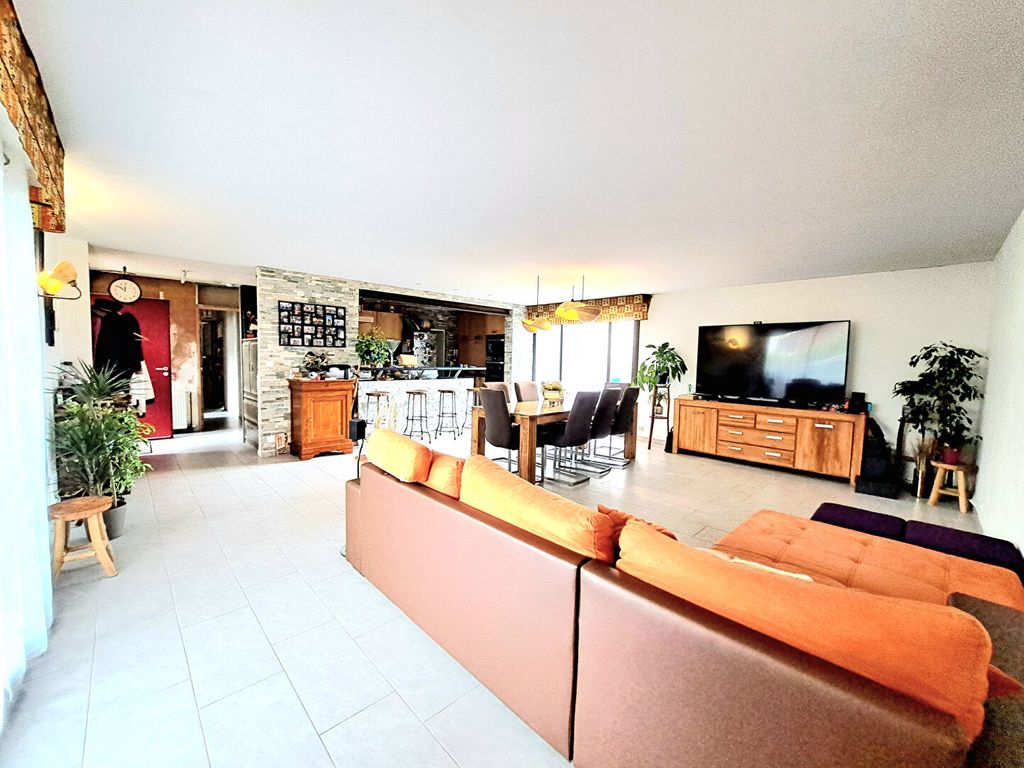 Achat maison à vendre 5 chambres 133 m² - Marcheprime