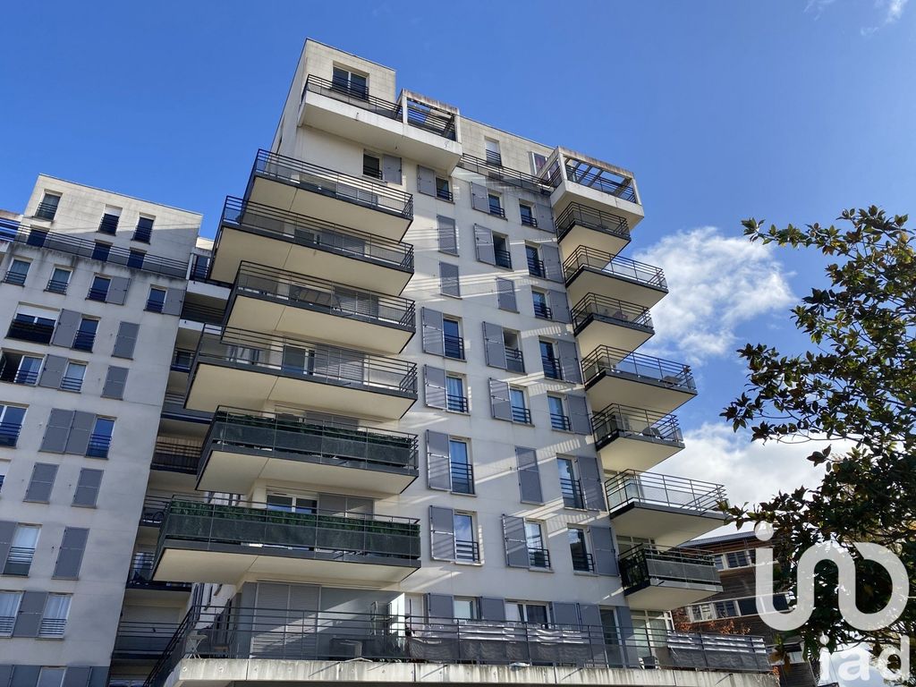 Achat appartement à vendre 2 pièces 47 m² - Cergy