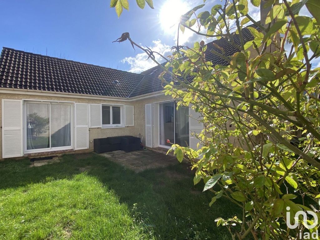 Achat maison à vendre 3 chambres 113 m² - Cergy