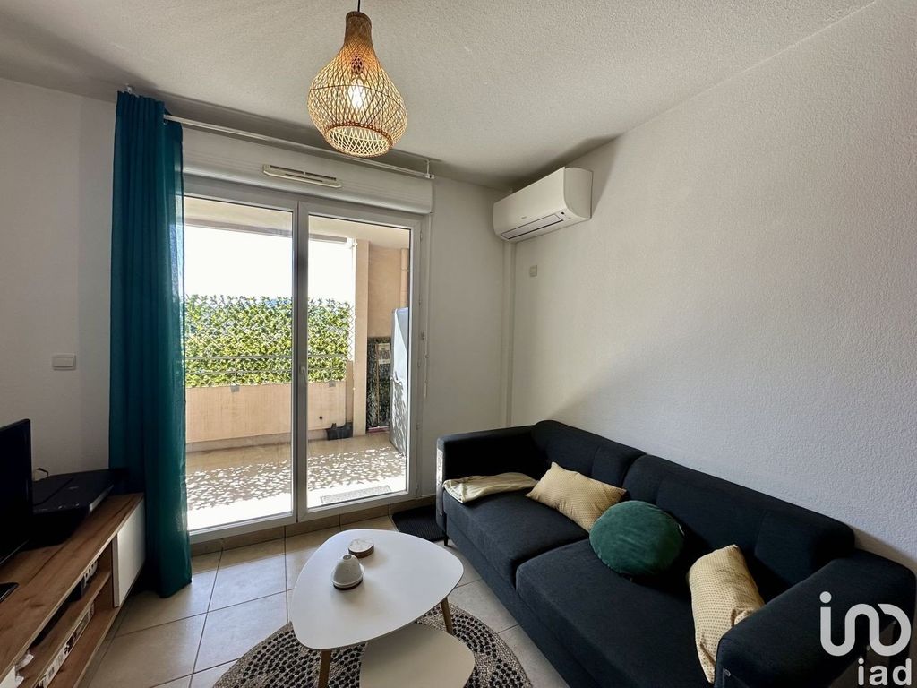 Achat appartement à vendre 2 pièces 31 m² - Roquebrune-sur-Argens