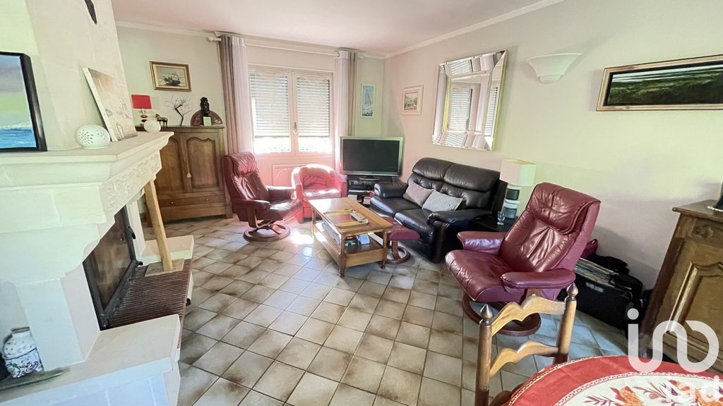 Achat maison à vendre 4 chambres 122 m² - Saint-Fuscien