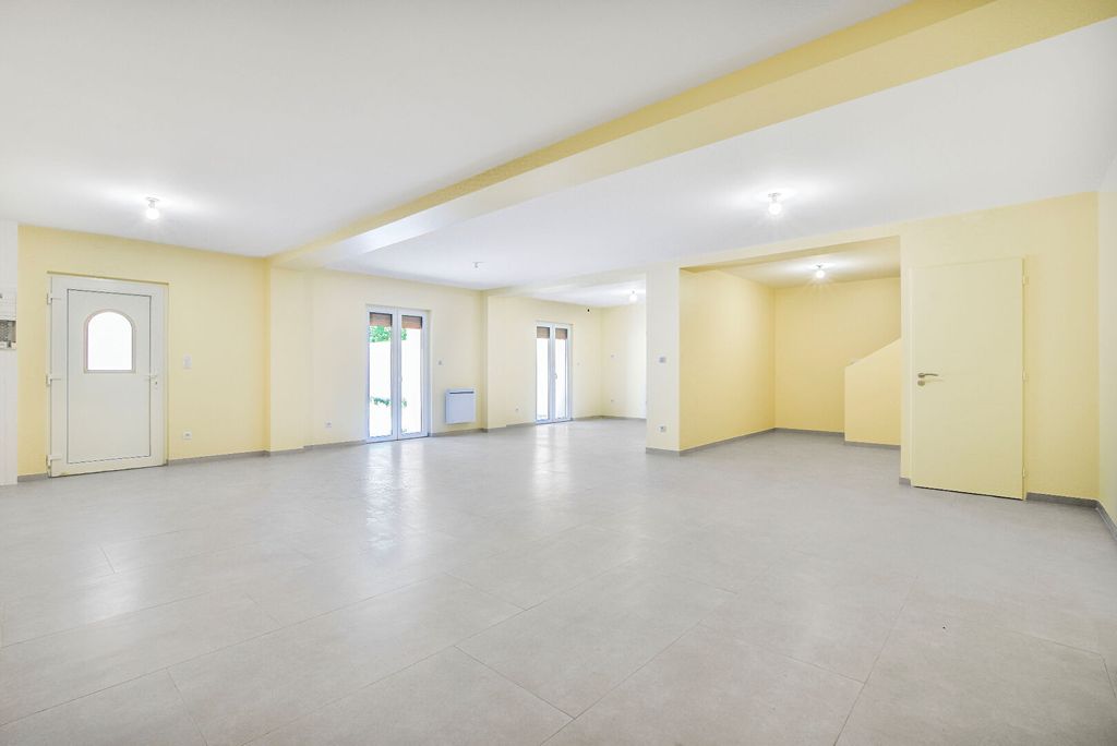 Achat maison à vendre 6 chambres 186 m² - Guignes