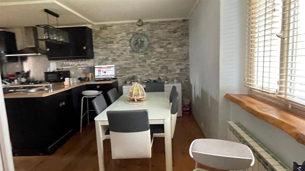 Achat appartement à vendre 2 pièces 57 m² - Brie-Comte-Robert