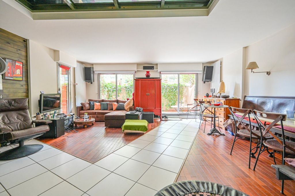 Achat duplex à vendre 4 pièces 106 m² - Paris 19ème arrondissement