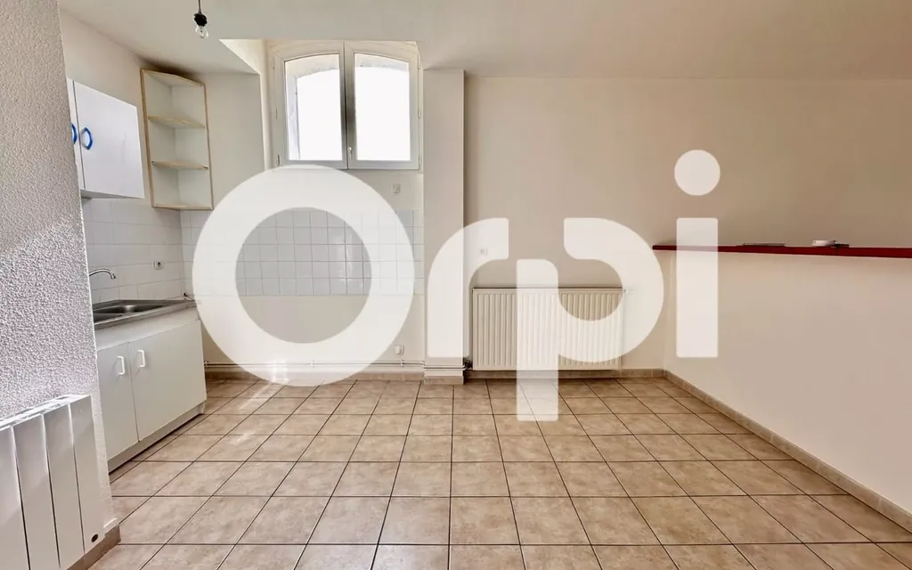 Achat appartement à vendre 3 pièces 63 m² - Villeneuve-de-Berg