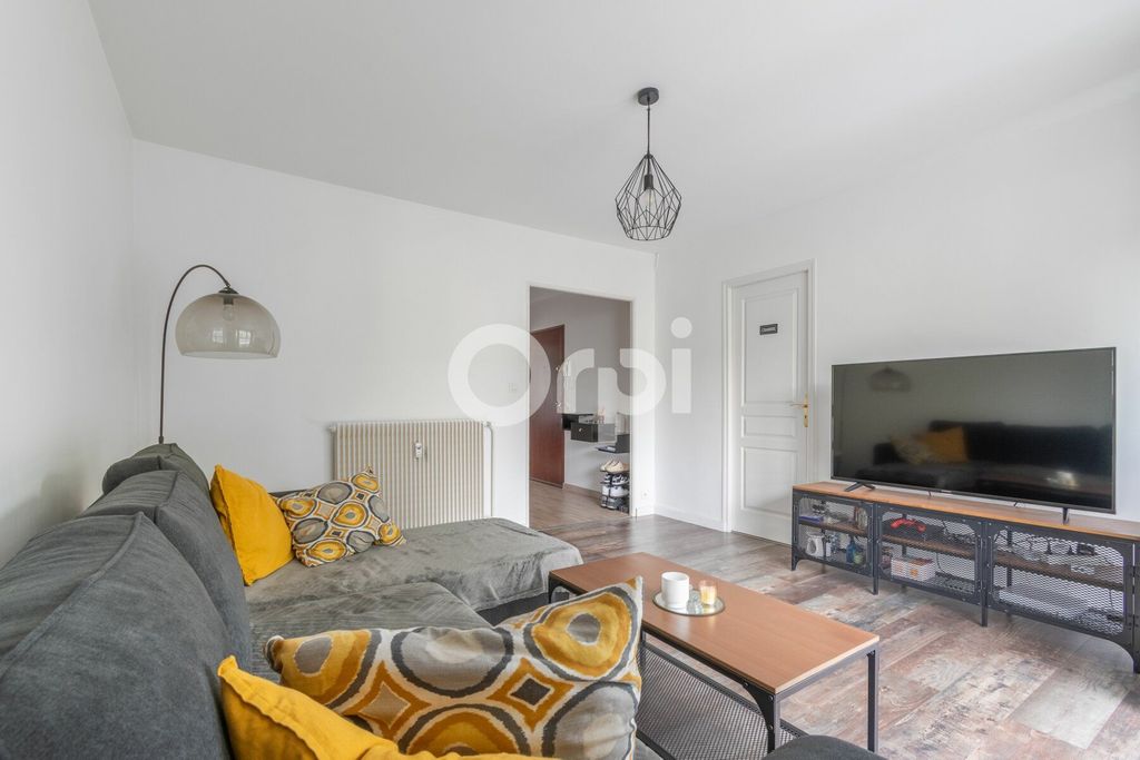 Achat appartement à vendre 2 pièces 63 m² - Reims