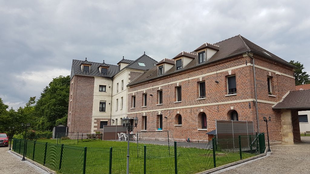 Achat appartement à vendre 5 pièces 108 m² - Margny-lès-Compiègne