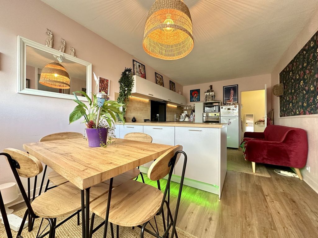 Achat appartement à vendre 2 pièces 60 m² - Clermont-Ferrand