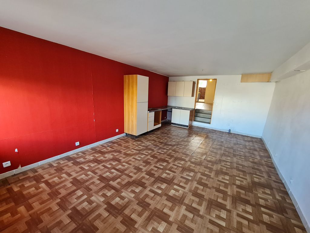 Achat maison à vendre 2 chambres 88 m² - Romagnat
